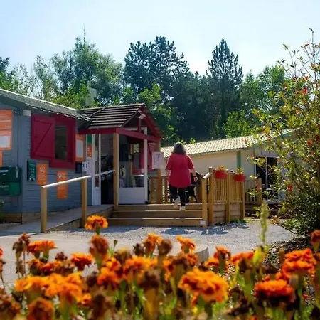 אתר קמפינג Mobil-home Confort Dans Impasse Boisee